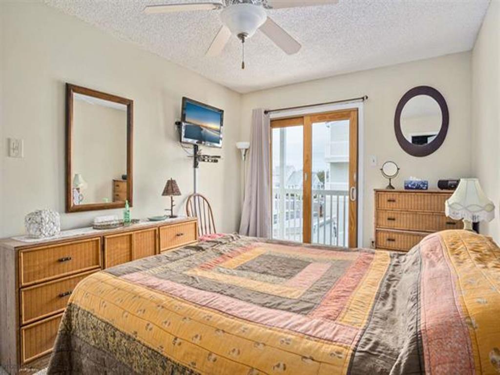 265 SEABREEZE COURT RANCHO VILLAS CONDOS D202 NORTH WILDWOOD